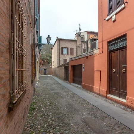 Ferrara Casa dell'Archivòlto con Garage Exterior foto