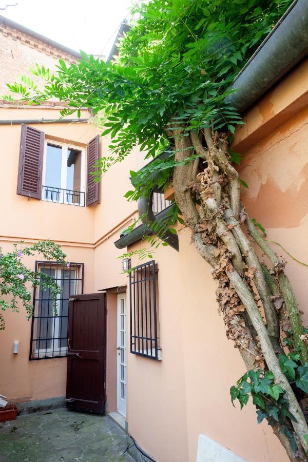 Ferrara Casa dell'Archivòlto con Garage Exterior foto