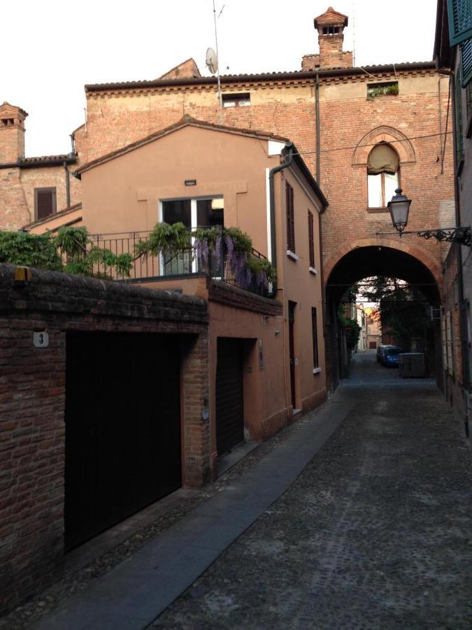Ferrara Casa dell'Archivòlto con Garage Exterior foto