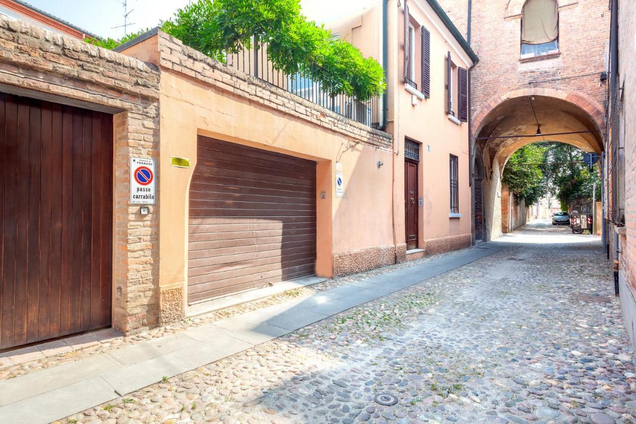 Ferrara Casa dell'Archivòlto con Garage Exterior foto